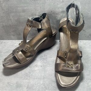 NEW NAOT FLIRT METAL GOLD BRASS LEATHER WEDGE SANDALS WOMAN’S 42 US 11‎ SHOES